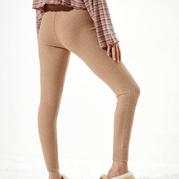 Cozy knit super high waisted legging petite - Picture 2 of 5